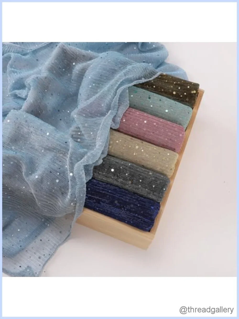 N/A stunning sequin